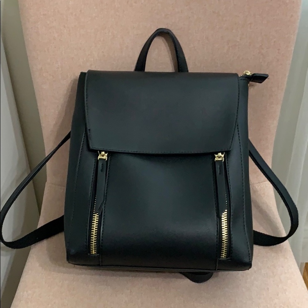 Black Convertible Backpack / Purse